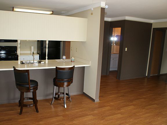 5th image of 855 S Pontiac Trl APT 304