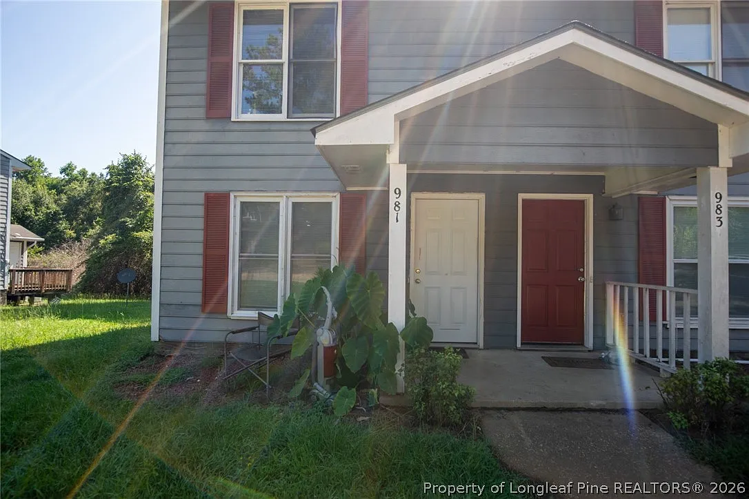 2 bed, 1.5 bath, 1088 sqft, $1,000 — Photo 2