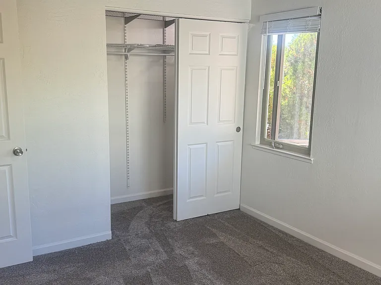115 Christel Oaks Dr #B — Photo 14