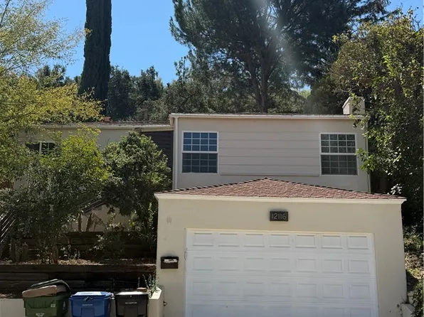 12116 Laurel Terrace Dr, Studio City, CA 91604
