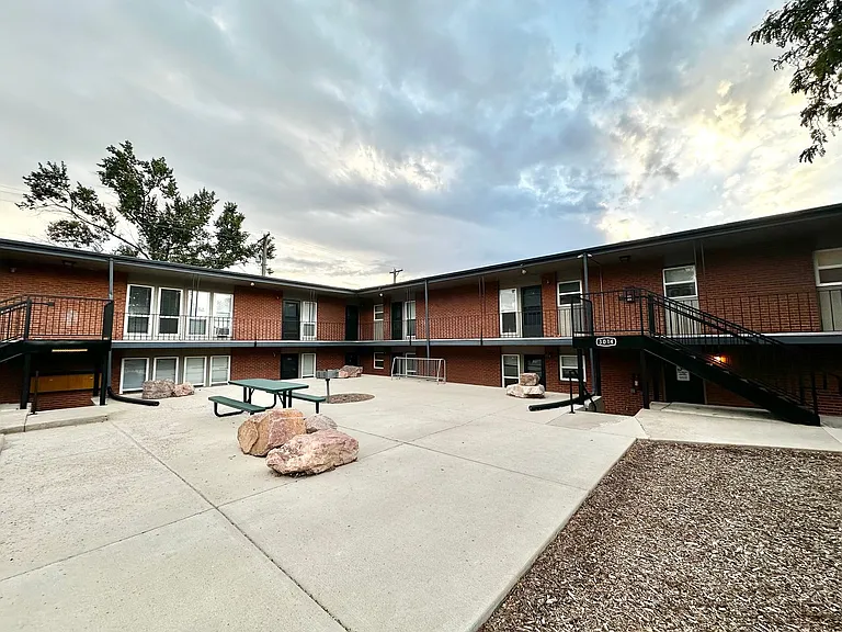 Arcadia Dell Apartments — Photo 22