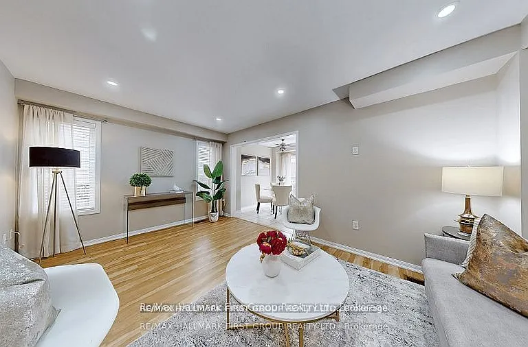 39 Robideau Pl — Photo 7