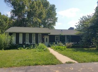 4110 N Shore Dr, Hillsboro, MO 63050