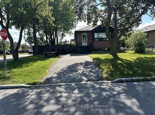 70 Bunnell Cres, Toronto, ON M3M2C1