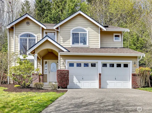 3113 NE Seahurst Court, Bremerton, WA 98311