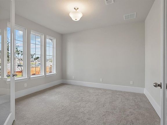 5th image of 4318 Basin Park Dr