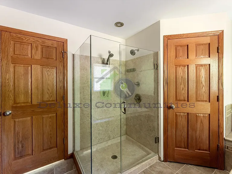 2660 Blackberry Ln NE — Photo 19
