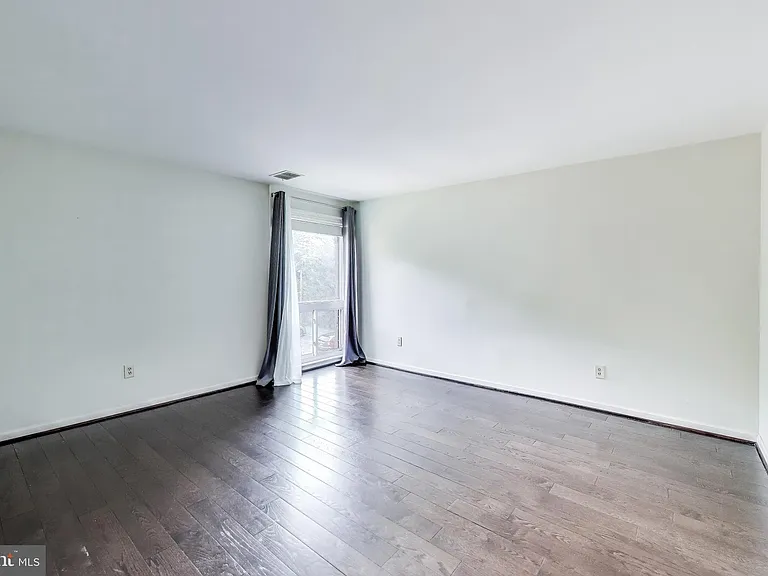 9820 Georgia Ave #301 — Photo 11