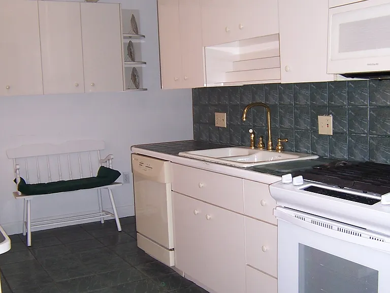79 Harvey St #1400 — Photo 8