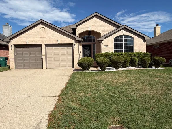 6720 Stockton Dr, Fort Worth, TX 76132
