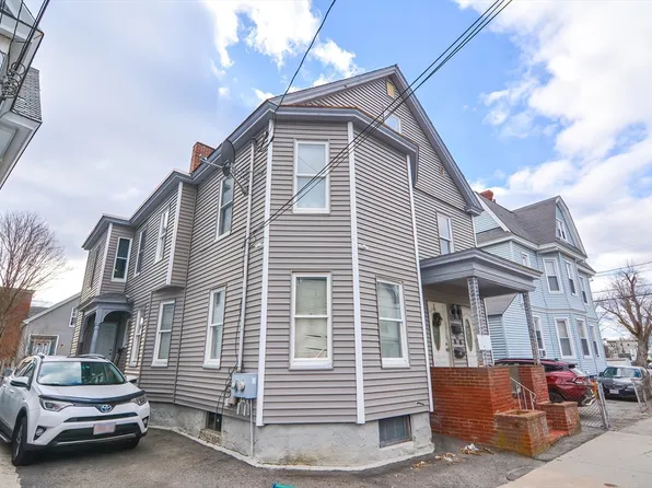65 Fort Hill Ave, Lowell, MA 01852