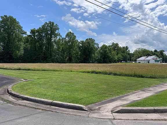 2nd image of 4.27 Upper Valley Lane