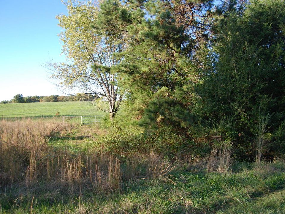 2nd image of 179 Amohi Way