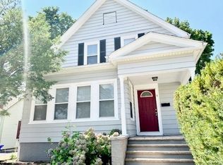 6 3rd St, Attleboro, MA 02703