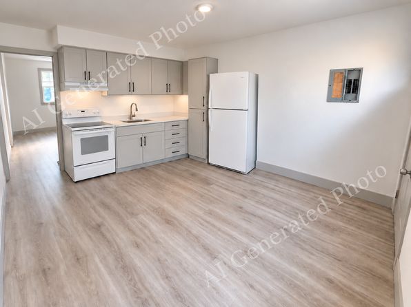 713 Airway Ave #C