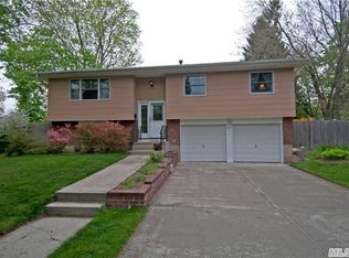 61 Atlantic Ave, Deer Park, NY 11729