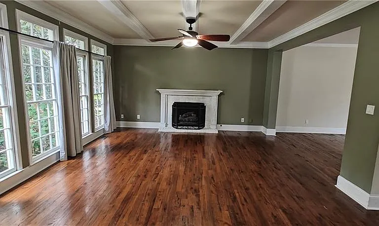 7070 Derby Ct — Photo 6