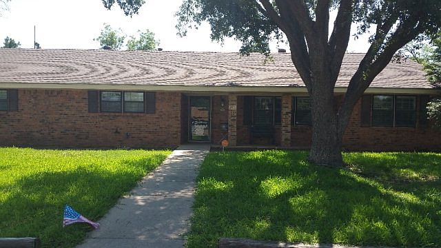 1st image of 2611 Culver Dr