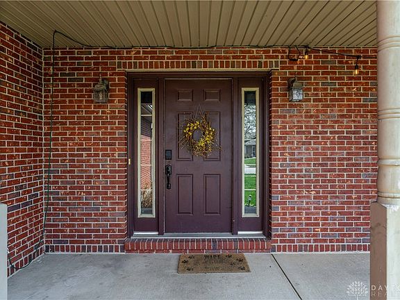 3rd image of 1113 Windsor Crossing Ln