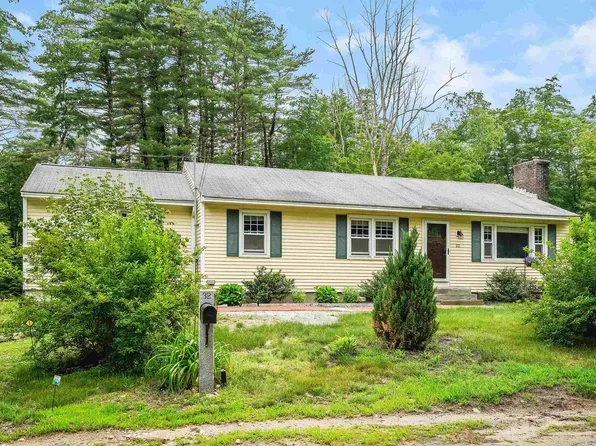32 New Boston Road, Amherst, NH 03031