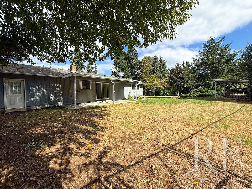 1st image of 2974 SE Amelia Ct