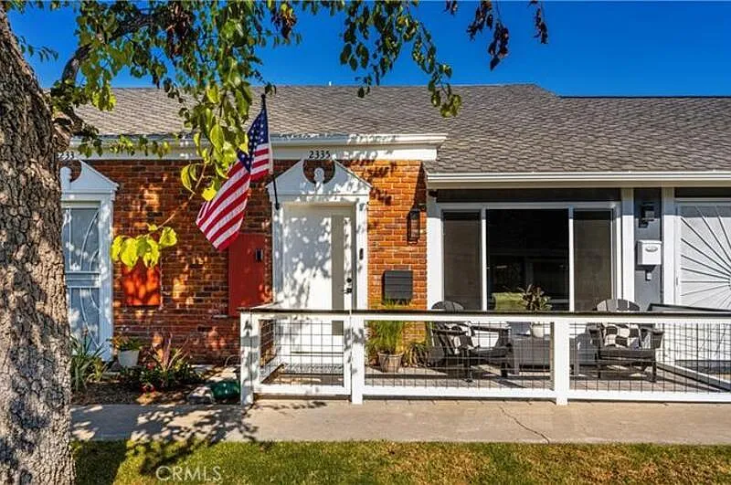 2 bed, 2.0 bath, 1244 sqft, $3,100 — Photo 3