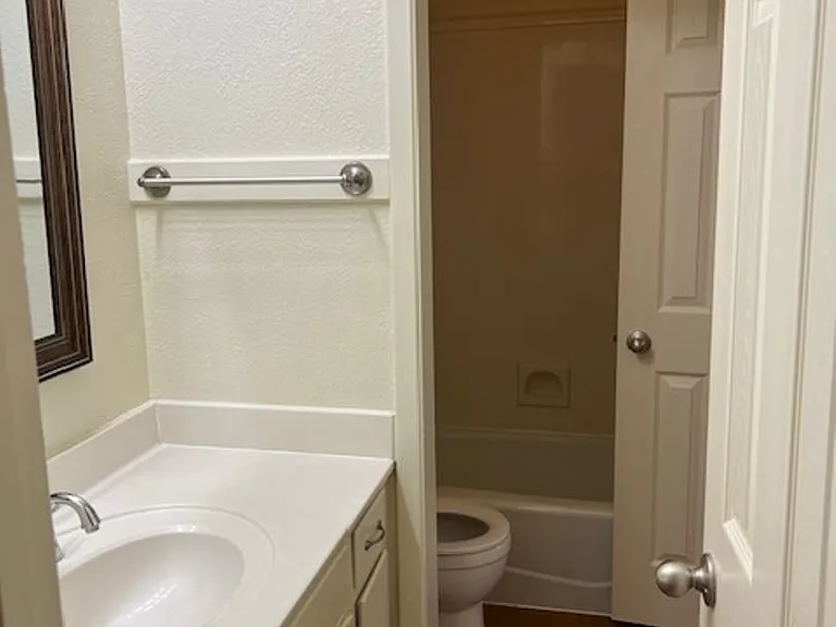 812 Ranch Rd — Photo 16