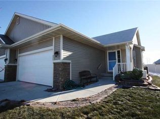 827 NE Cherry Plum Dr, Ankeny, IA 50021