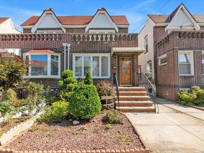 80-15 Margaret Place, Glendale, NY, 11385