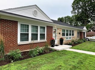 1620 S Vine Ave, Park Ridge, IL 60068