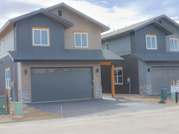 12 N Creek Way, Cascade, ID 83611