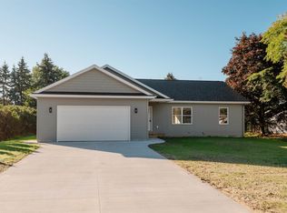 3759 Delta Dr, Traverse City, MI 49685