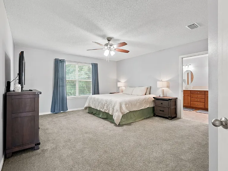 4761 Connor Dr — Photo 22