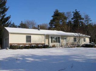 9180 Horseshoe Bnd, Dexter, MI 48130