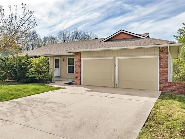 2813 Atchison Ave, Lawrence, KS 66047
