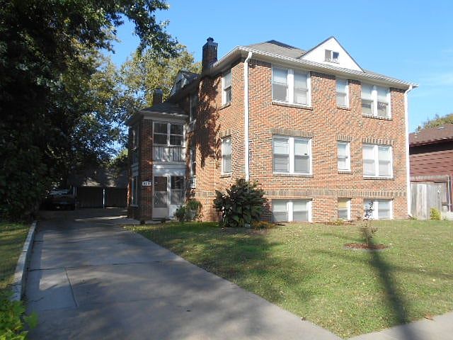 935 N. Nims Apartments