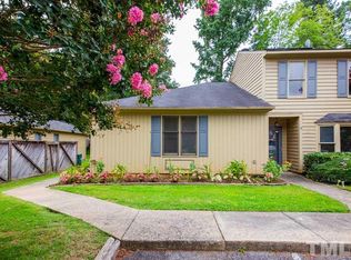 7 Stone Village Ct, Durham, NC 27704