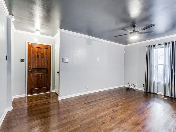 5th image of 2373 Highwood Dr