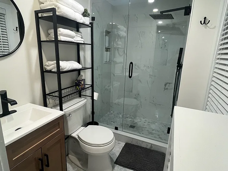 131 Broadway St #5 — Photo 8