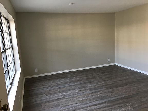 2nd image of 1651 S Juniper St