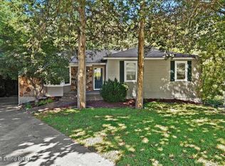 2010 Millgate Rd, Louisville, KY 40223