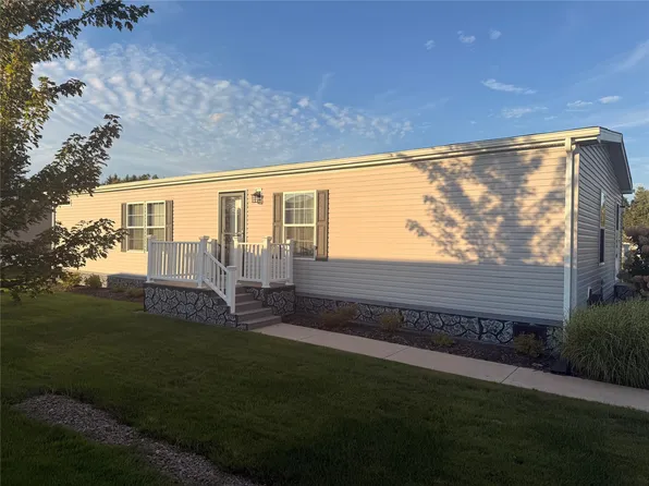400 Rosebay St, Erie, PA 16509