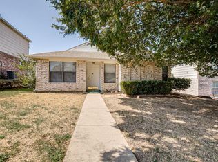 12807 Hilltop Dr, Balch Springs, TX 75180
