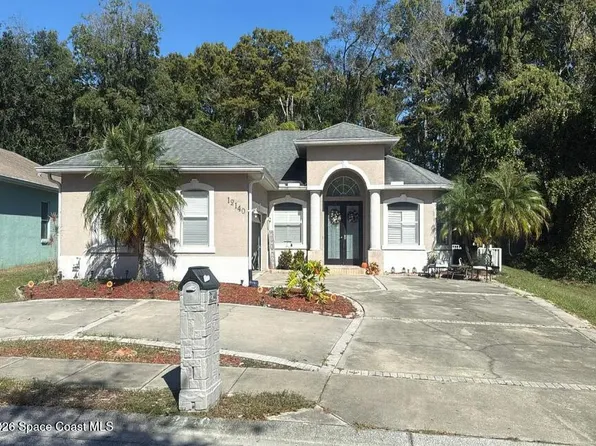 12140 Hunters Lake Dr, New Port Richey, FL 34654