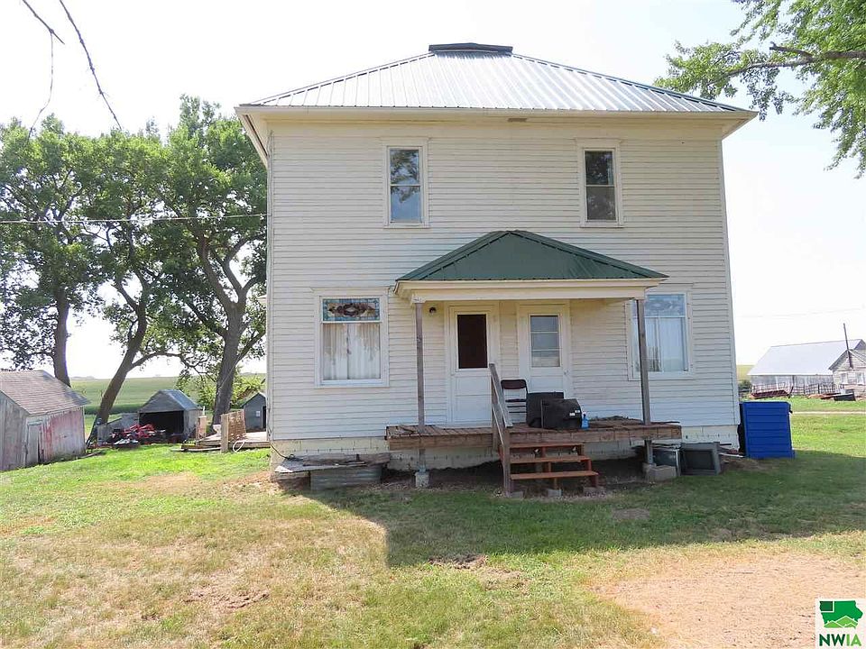1st image of 19537 Hickory Ave