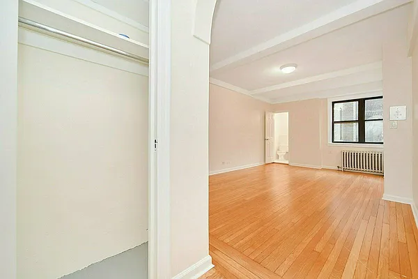 Rented by Living New York | media 38