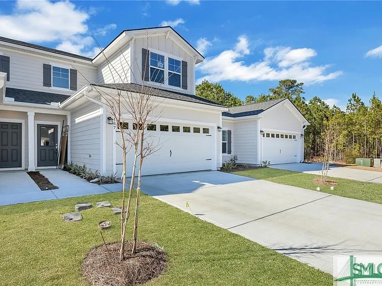 157 Lower Creek Dr #1 — Photo 3