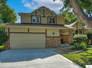 1417 N 154th St, Omaha, NE 68154