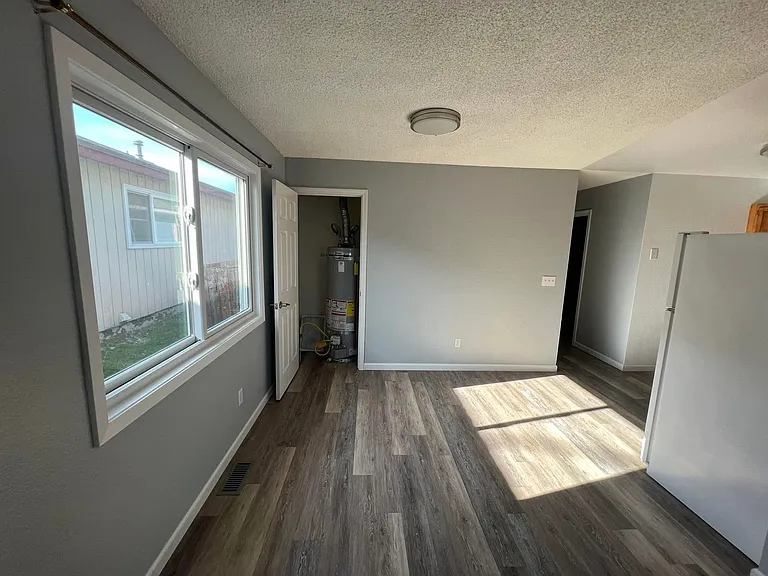 530 Carin Pl #1 — Photo 6