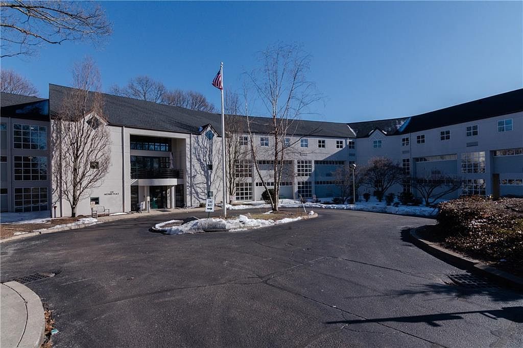229 Medway St APT 103, Providence, RI 02906 Zillow